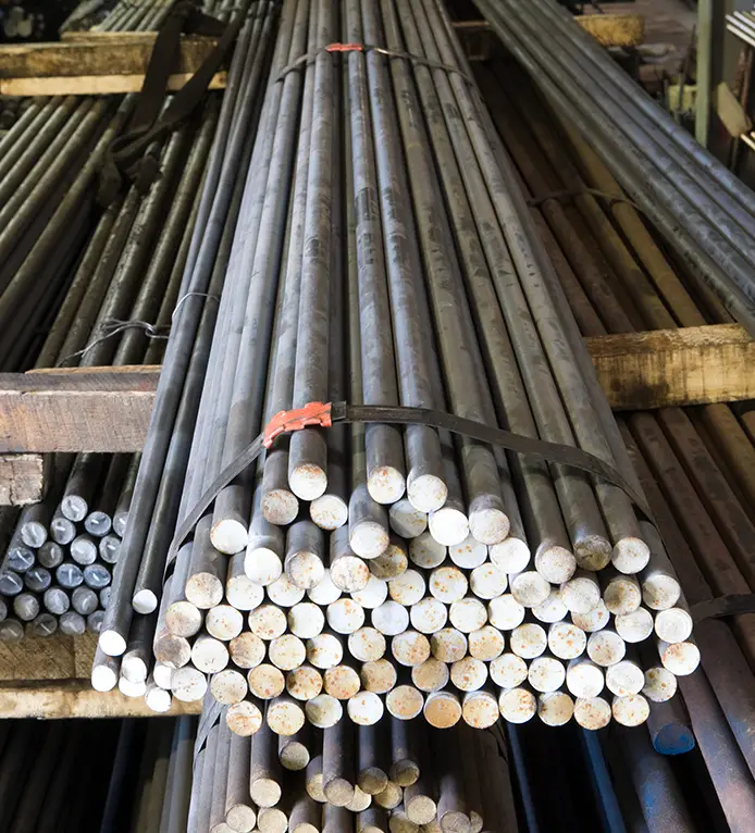 Almacén industrial de hierro cerca de Sant Just Desvern